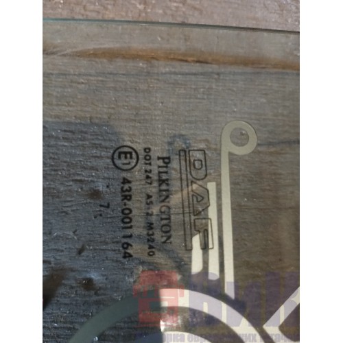 Стекло двери (основное) DAF 105/95 RH (863)-3