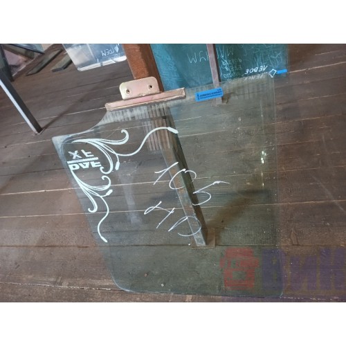 Стекло двери (основное) DAF 105/95 RH (862)-1