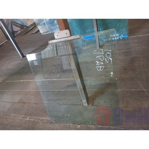 Стекло двери (основное) DAF 105/95 RH (860)-3