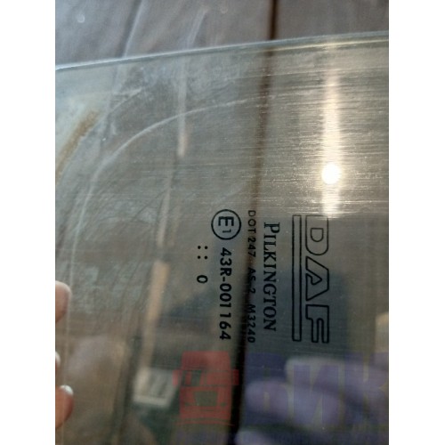 Стекло двери (основное) DAF 105/95 RH (857)-1