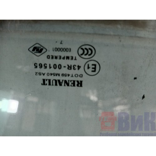 Стекло двери (основное) Renault Magnum RH (876)-1