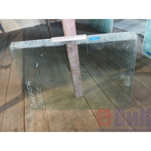 Стекло двери (основное) Renault Magnum RH (879)-2