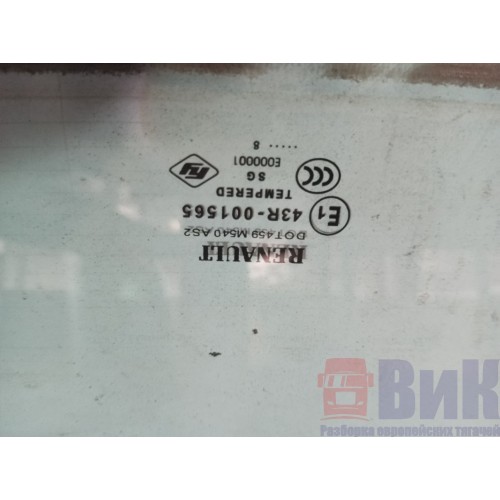 Стекло двери (основное) Renault Magnum (нового образца) RH (880) -1