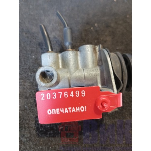Клапан регулировки руля Renault Magnum DXI-13 (499)-2