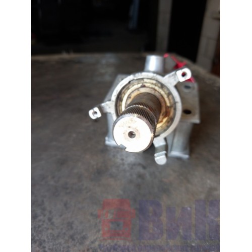 Часть рулевой колонки Renault Magnum 010884 (989) -3