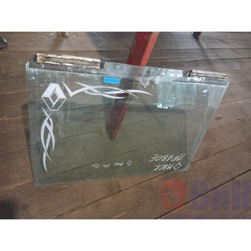 Стекло двери (основное) Renault Magnum RH (882)-2