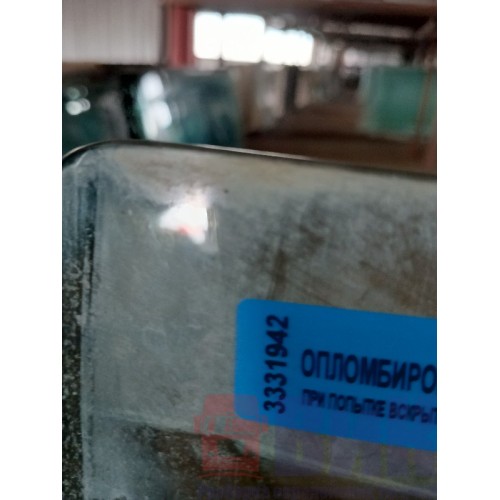 Стекло двери (основное) Renault Premium LH (942)-3