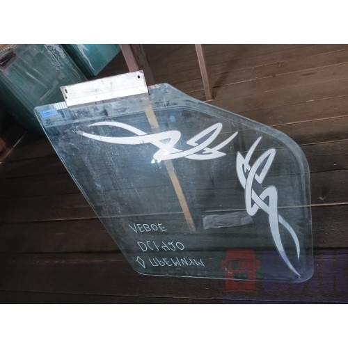 Стекло двери (основное) Renault Premium LH (939)-3