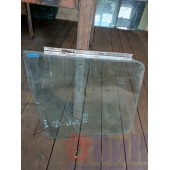 Стекло двери (основное) Mercedes Actros LH (956)