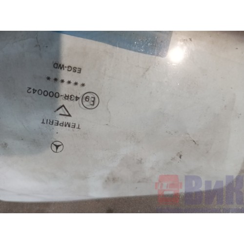 Стекло двери (основное) Mercedes Actros RH (962) -1