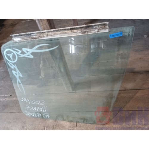 Стекло двери (основное) Mercedes Actros RH (959) -1