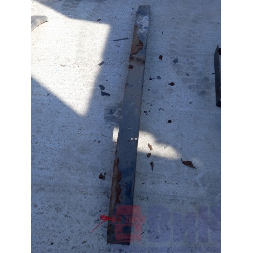 Усилитель бампера Renault Premium (237)