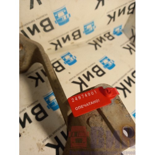 Кронштейн задней подушки кабины Scania P340 170558 (901)-1