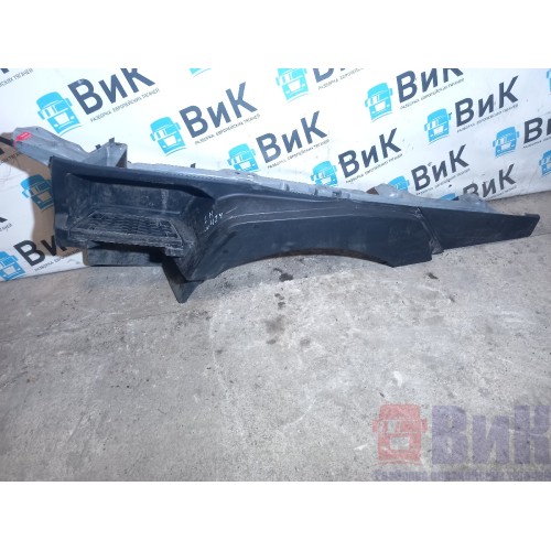 Подножка верхняя Renault T460 003088 в сборе с продолжением кабины LH (895)