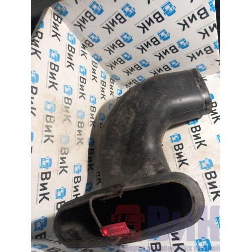 Патрубок воздушного фильтра Renault T460 003088 (875)-3