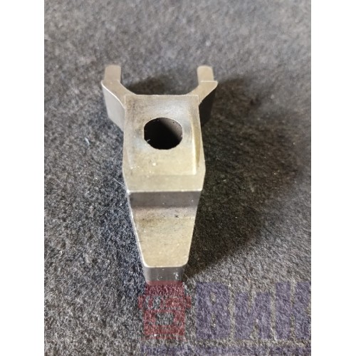 Прижим форсунки (вилка) Renault DXI 11/13/Volvo D13A (029) *-4