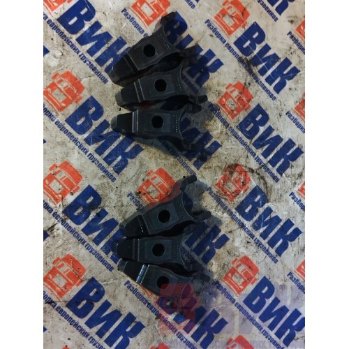 Прижим форсунки (вилка) Renault DXI 11/13/Volvo D13A (029) *-2