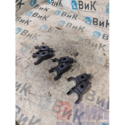 Прижим форсунки (вилка) Renault DXI 11/13/Volvo D13A (029) *-11