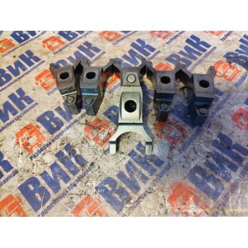 Прижим форсунки (вилка) Renault DXI 11/13/Volvo D13A (029) *-13