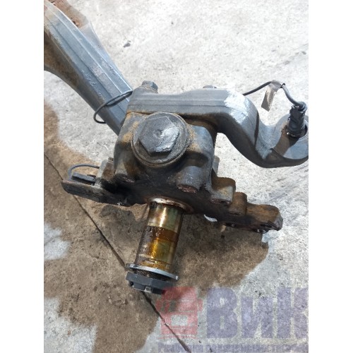 Балка передняя Renault T460 003088 с цапфами d=68 (714) -1