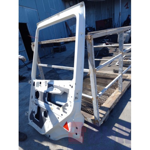 Каркас двери DAF 85 CF с петлями деф. RH (981)-6