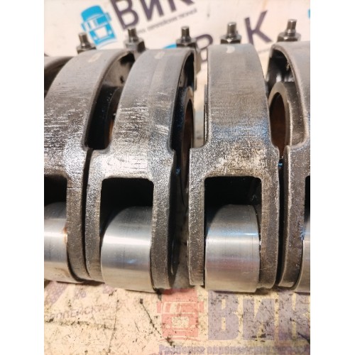 Рокер выпускной Iveco Cursor 13 3В (177) *-4