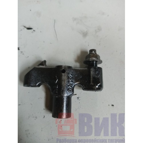 Перемычка клапанов (траверса) Volvo D12C/D12A (161) *-9