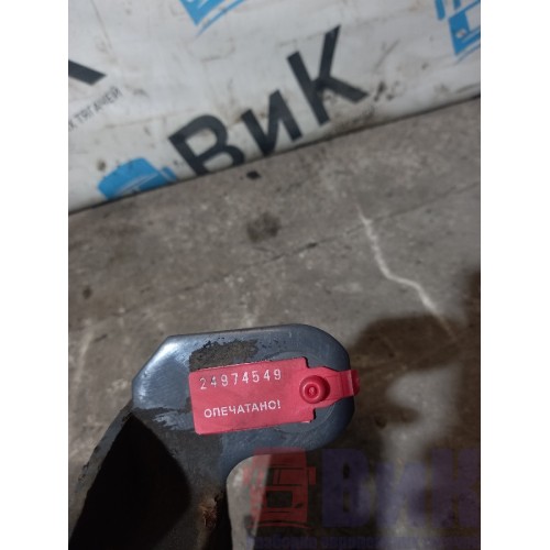 Кронштейн задней пневмоподушки Renault Premium 001637 верхний (549)-1