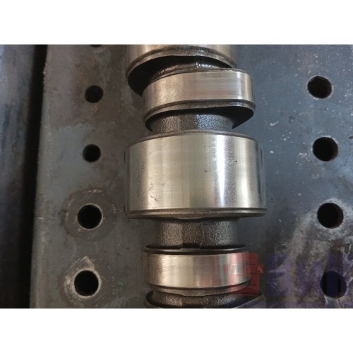 Распредвал Scania PDE под полировку (138)-2