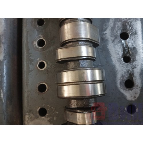 Распредвал Scania PDE под полировку (138)-10