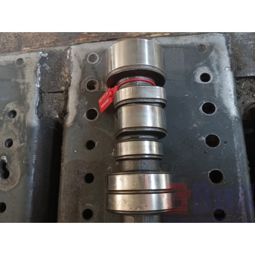 Распредвал Scania PDE под полировку (138)-9