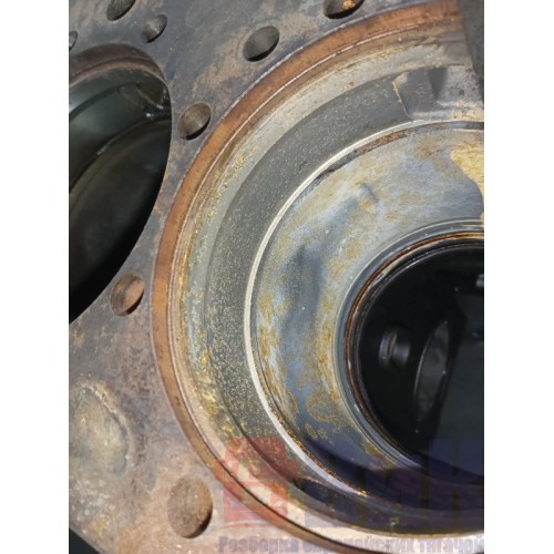 Блок цилиндров двигателя Volvo D13A (536)-20