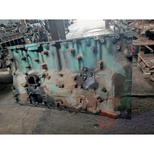 Блок цилиндров двигателя Volvo D13A (536)-37