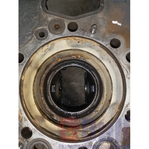 Блок цилиндров двигателя Scania 4 PDE (539)-7