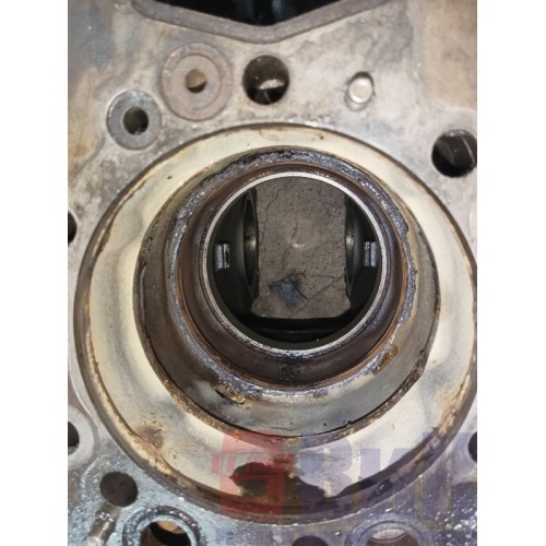 Блок цилиндров двигателя Scania 4 PDE (539)-10