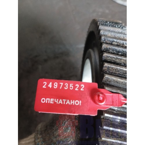 Шестерня ГРМ промежуточная Volvo D12D (522)-2