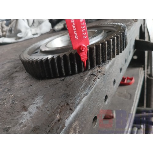 Шестерня ГРМ промежуточная Volvo D12D (522)-1