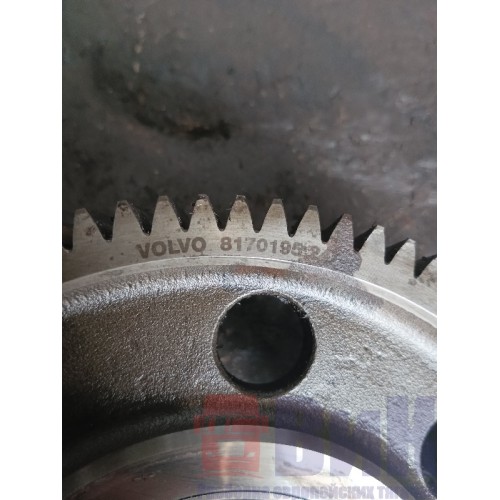 Шестерня ГРМ промежуточная Volvo D12D (521)-2