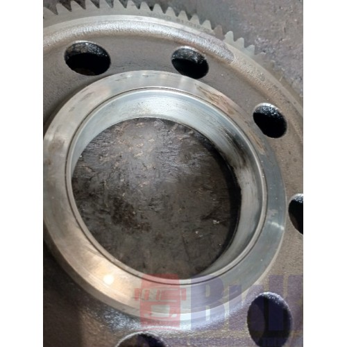 Шестерня ГРМ промежуточная Volvo D12D (521)-5