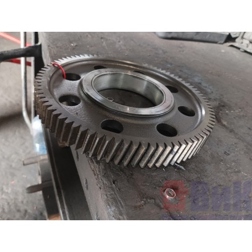 Шестерня ГРМ промежуточная Volvo D12D (528)-2