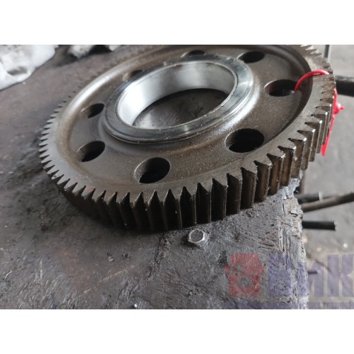 Шестерня ГРМ промежуточная Volvo D12D (528)-6