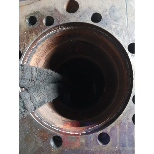 Блок цилиндров двигателя Volvo D12D (500)-2