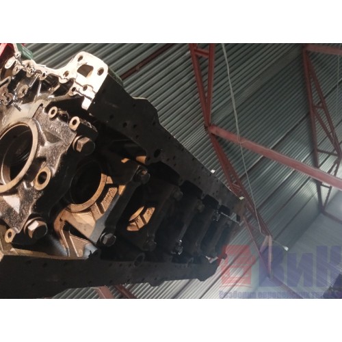 Блок цилиндров двигателя Volvo D12D (500)-5