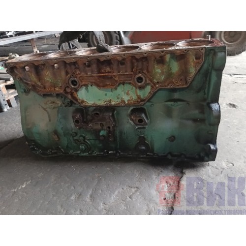 Блок цилиндров двигателя Volvo D12D (500)-24