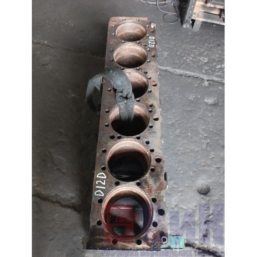 Блок цилиндров двигателя Volvo D12D (500)-34