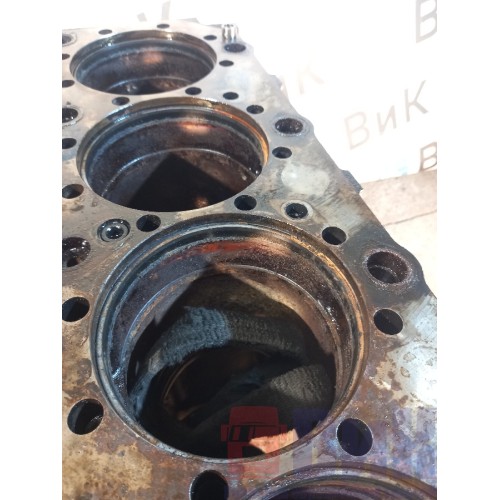 Блок цилиндров двигателя Volvo FH 12 D12A 285650 (320)-10