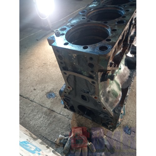 Блок цилиндров двигателя Volvo FH 12 D12A 285650 (320)-6