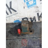 Кронштейн стабилизатора Volvo FH 12 285650 передний (235)