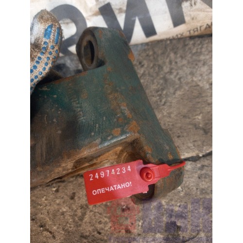 Кронштейн стабилизатора Volvo FH 12 285650 передний (234)-2