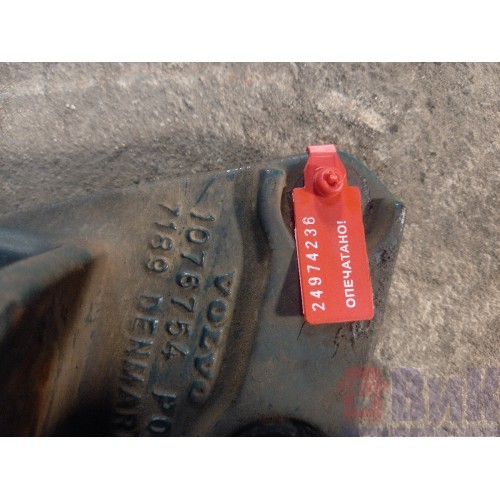 Кронштейн буксировочного крюка Volvo FH 12 285650 RH (236)-3